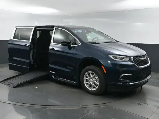 [6125] [W6125] 2025 Chrysler Pacifica Touring L